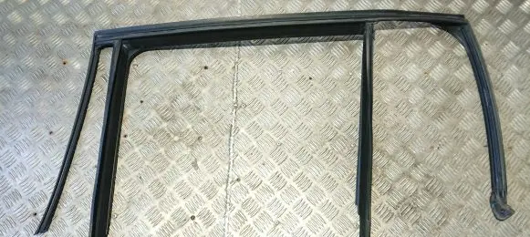 Mercedes-Benz GLS X166 Rubber seal rear door window/glass MSSSAE04 55J3698
