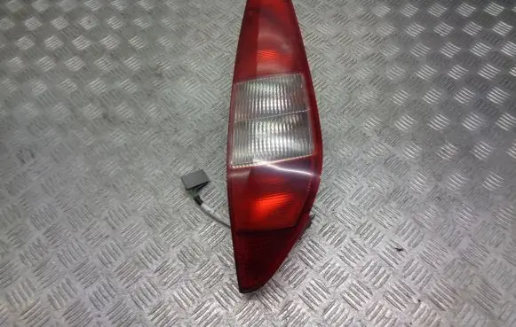 Ford Mondeo Mk III Rear/tail lights
