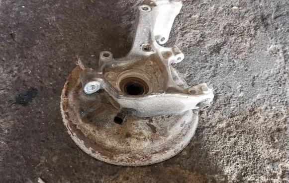 Skoda Octavia Mk3 (5E) Rear wheel hub