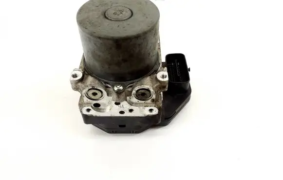 Toyota RAV 4 (XA40) ABS Pump 4454042310 8954142580
