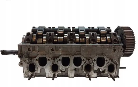 Volkswagen PASSAT B6 Engine head 038103373R