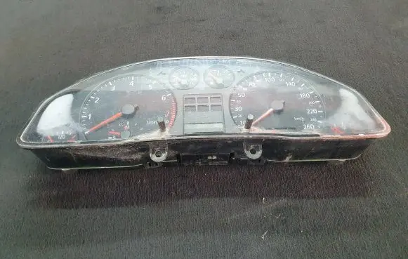 Audi A6 S6 C5 4B Speedometer (instrument cluster) 110008880 110008880012
