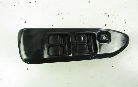 Mitsubishi Lancer Electric window control switch MN124992