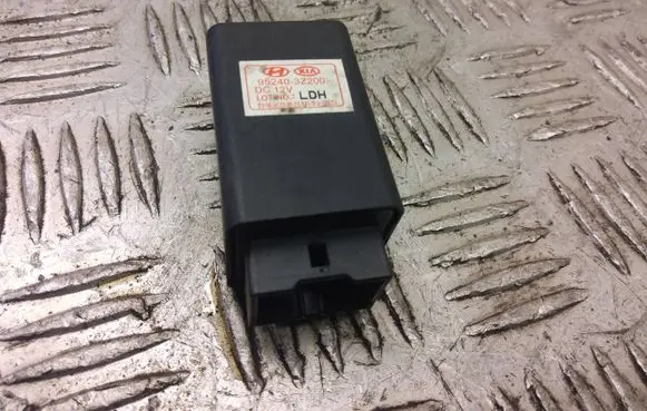 Hyundai i40 Other relay 95240-3Z200