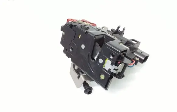 Audi A4 S4 B6 8E 8H Rear door lock 8E0839015C