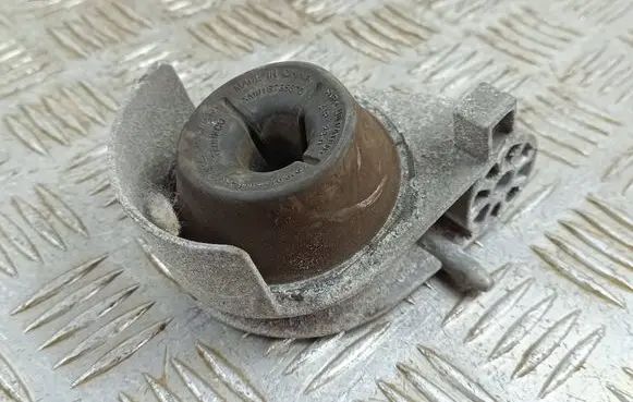 Muffler mount bracket/holder
