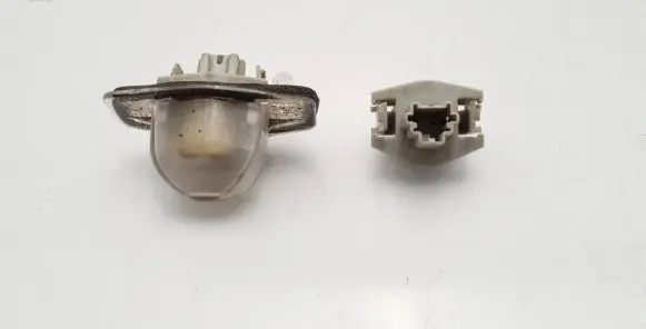 Honda CR-V Number plate light