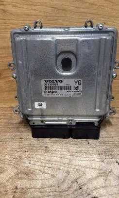 Volvo XC60 Engine control unit/module 31336983 0281018414