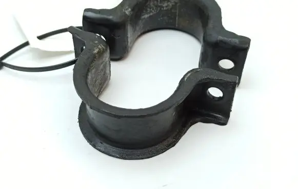 Jaguar XJ X308 Sway bar bush bracket, front 