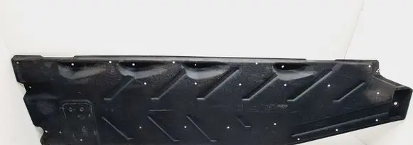 Center/middle under tray cover