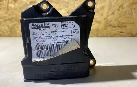 Citroen C5 Airbag control unit/module 619907000 9673520380