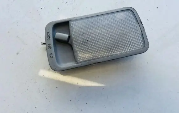Toyota Avensis Verso Rear seat light