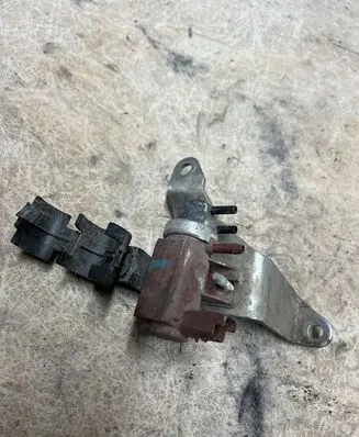 Citroen Berlingo Turbo solenoid valve 9652570180