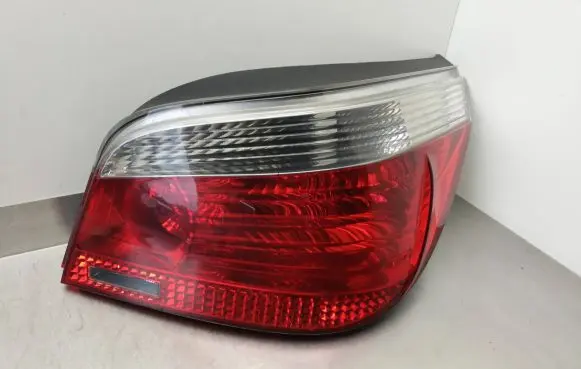 BMW 5 E60 E61 Rear/tail lights 6910768 E3159S 2VP008679
