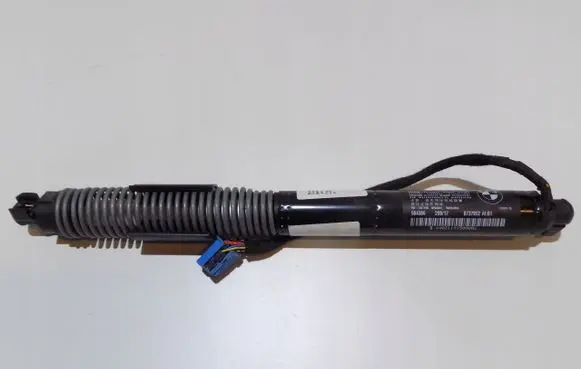 BMW M5 F90 Tailgate/trunk strut/damper 8737952