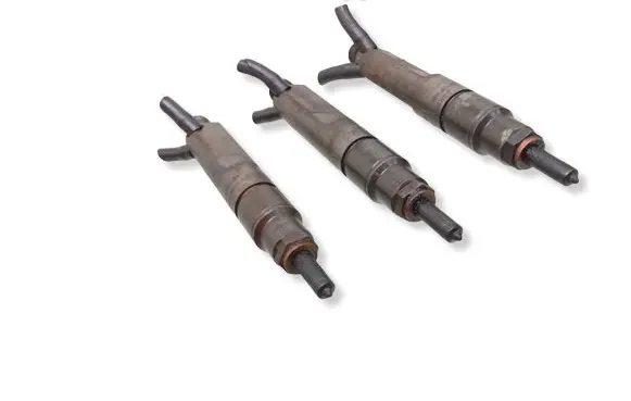 Audi A6 S6 C5 4B Fuel injector 028130201T