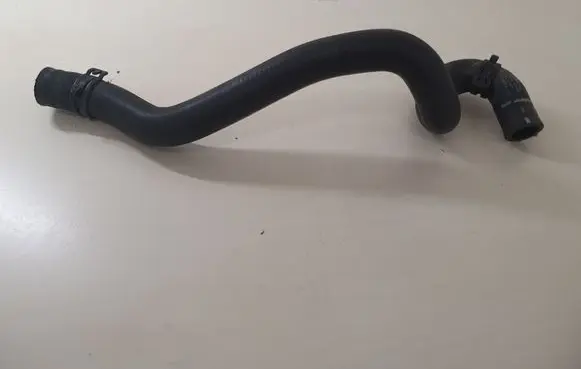 Mercedes-Benz C W203 Engine coolant pipe/hose 2038304296