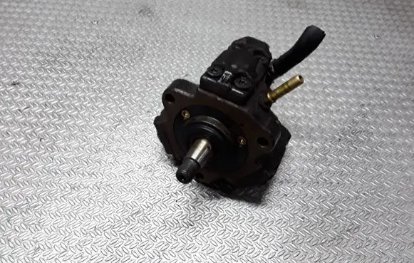Alfa Romeo 156 Fuel injection high pressure pump 0445010071