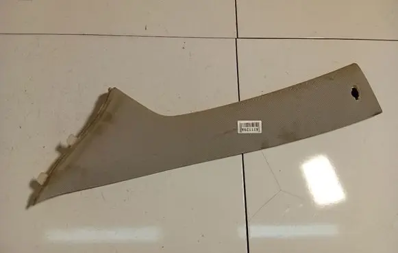 Opel Antara (C) pillar trim 96827023