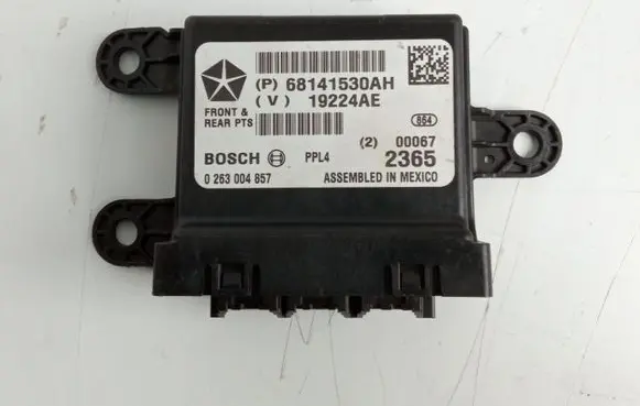 Jeep Grand Cherokee Parking PDC control unit/module 68141530AH