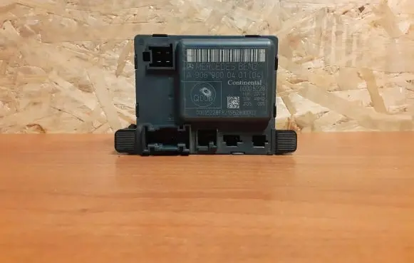 Mercedes-Benz Sprinter W906 Door control unit/module A9069000401 2132