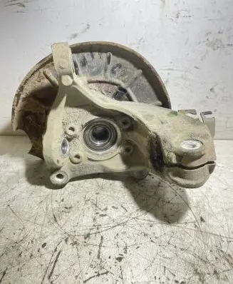 Volkswagen PASSAT B6 Front wheel hub RAU02