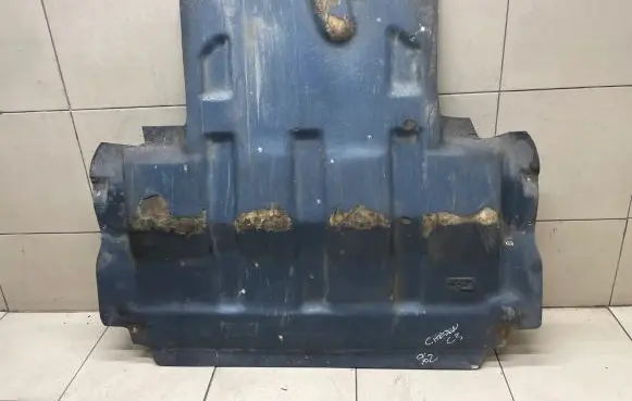 Citroen C3 Engine splash shield/under tray