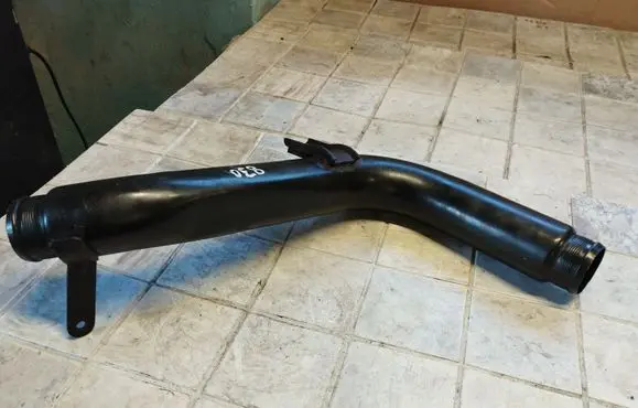 Volvo V50 Intercooler hose/pipe