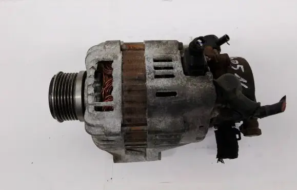 KIA Carens II Generator/alternator