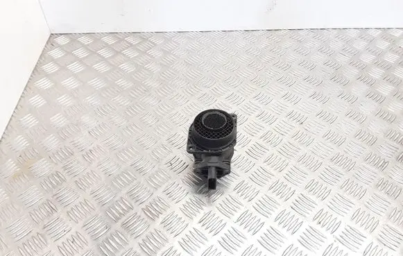 Volkswagen Touran I Mass air flow meter 0281002531 038906461B 0986284109