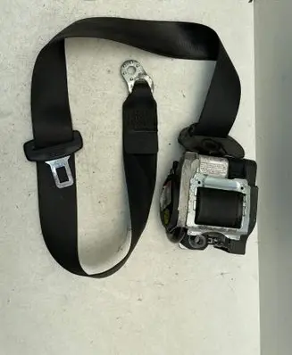 Skoda Superb B5 (3U) Front seatbelt 561084900 3B2857705C 281106