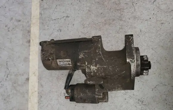 Nissan Navara D40 Starter motor 23300VK500