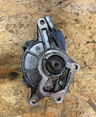 Mercedes-Benz ML W164 Vacuum pump A64223065 1027