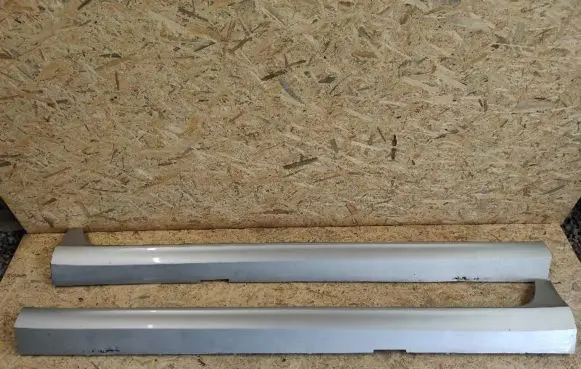 Volvo V60 sill trim set (inner) 31448911