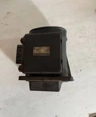 Mitsubishi Sigma Throttle valve E5T06071