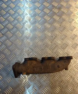 Audi A8 S8 D3 4E Exhaust manifold 059253033F