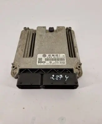 Volkswagen Touran I Engine control unit/module 03C906032C