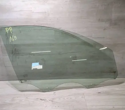 Opel Corsa F Front door window glass four-door 43R007951 E002034 DOT1124AS2M004