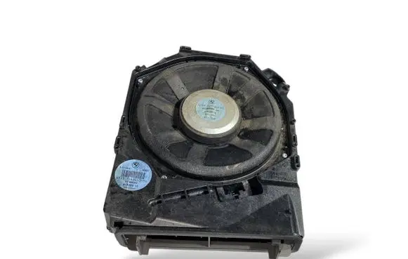 BMW 3 E90 E91 Subwoofer speaker 9143143 65139143143 9144202