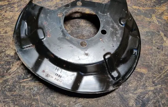 Renault Kadjar Rear brake disc plate dust cover 441614EA0A1