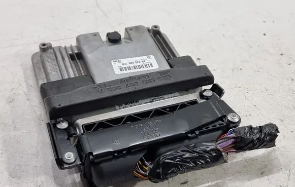 Audi A5 8T 8F Engine control unit/module 03L906022NP