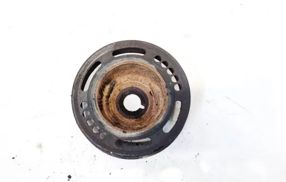 Chevrolet Cruze Crankshaft pulley 55565300