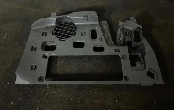 Dashboard lower bottom trim panel