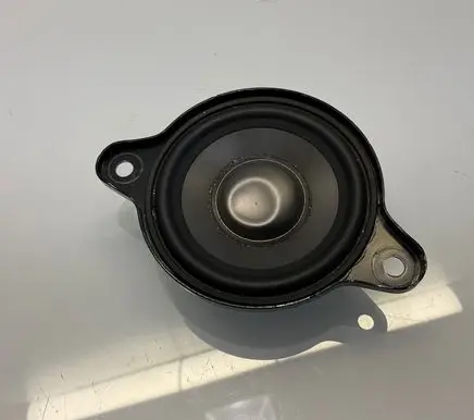 Mercedes-Benz E W211 Panel speaker A2118203602 2118203602