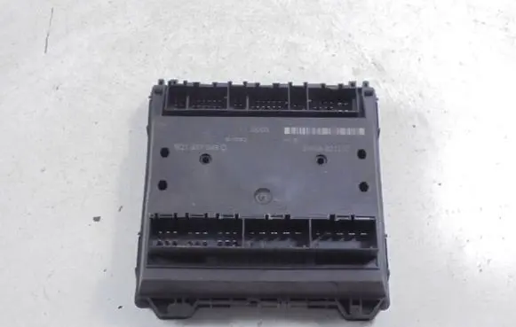 Skoda Fabia Mk1 (6Y) Central body control module 6Q1937049C
