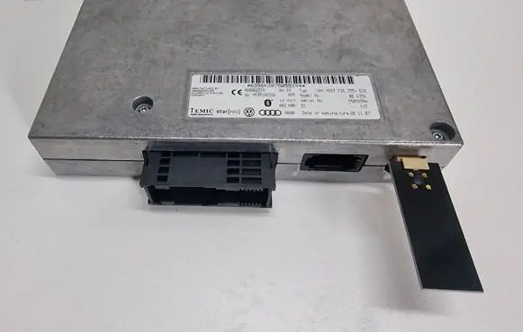 Audi A5 8T 8F Bluetooth control unit module 4E0862335 4E0910336K