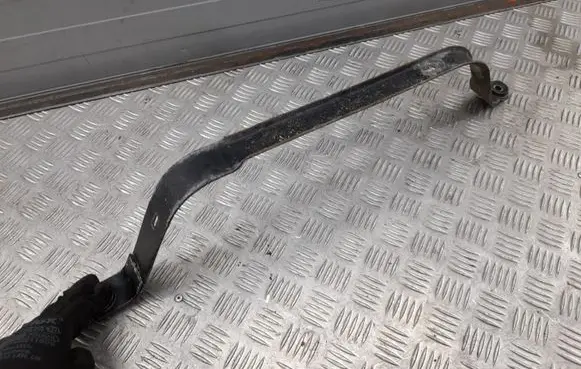 Audi A8 S8 D4 4H Fuel tank mounting bracket 4H0201654B