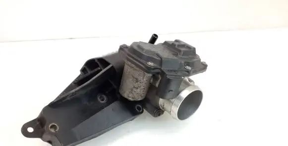 Ford Focus Throttle valve CM5G9F991FA B120810317