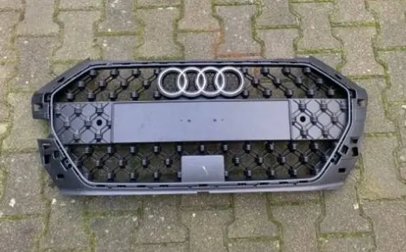 Audi A1 Front grill 82A853651D 82A853653D M2130206