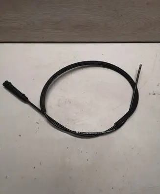 Volkswagen Golf Plus Engine bonnet/hood lock release cable 5M0823535